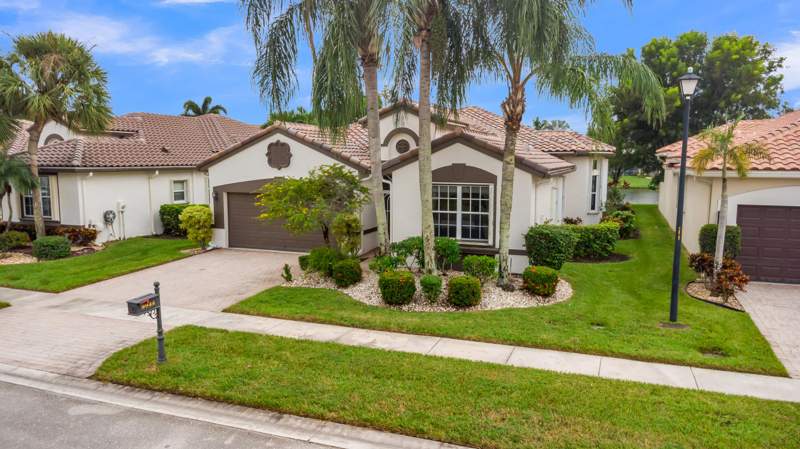 3 bedroom Single Family Residence at 9944 Mantova Drive, Bellaggio, Lake Worth — photo 2