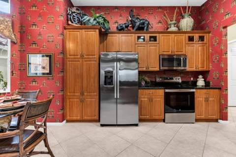 9944 Mantova Drive, Lake Worth FL - photo 7 of 65