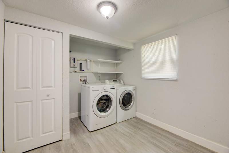 3 bedroom Single Family Residence at 2633 NE 16th Avenue, Collier Manor First Add, Pompano Beach — photo 3
