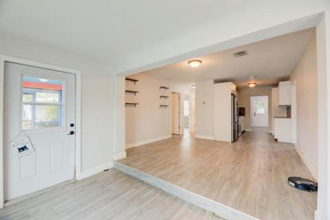 2633 NE 16th Avenue, Pompano Beach FL - photo 10 of 27