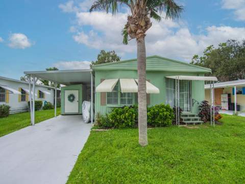 187 W Caribbean, Port St. Lucie FL - photo 7 of 32