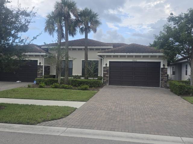 19562 Weathervane Way, home for sale in Loxahatchee