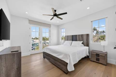 310 SE 9th Court, Pompano Beach FL - photo 10 of 54
