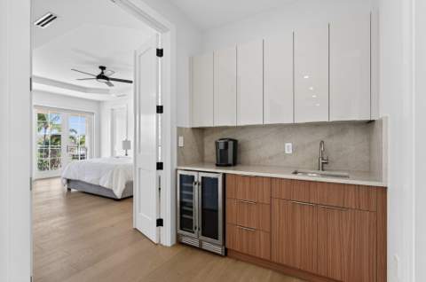 310 SE 9th Court, Pompano Beach FL - photo 11 of 54