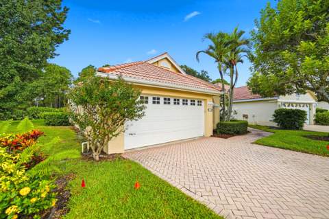 712 SW Saint Vincent Cove, Port St. Lucie FL - photo 14 of 60