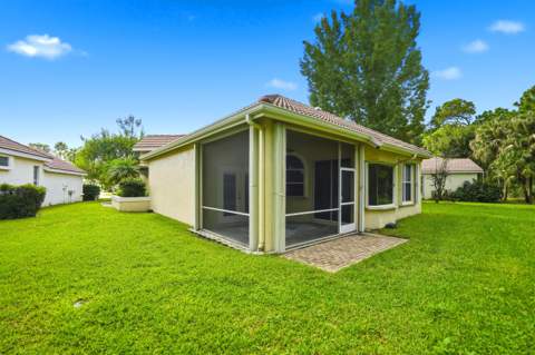 712 SW Saint Vincent Cove, Port St. Lucie FL - photo 12 of 60