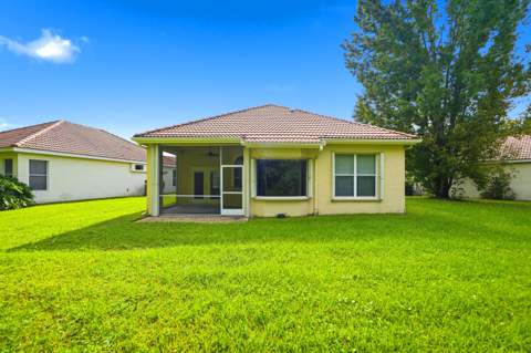 712 SW Saint Vincent Cove, Port St. Lucie FL - photo 11 of 60