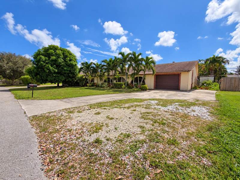 3 bedroom Single Family Residence at 3464 Artesian Drive, Hypoluxo Village 2, Lake Worth — photo 2