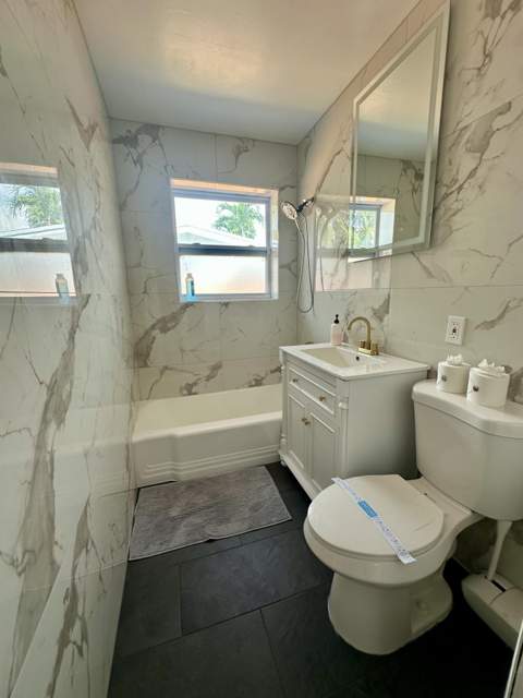 500 SE 9th Court #1-2, Fort Lauderdale FL - photo 16 of 17