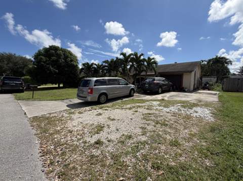 3464 Artesian Drive, Lake Worth FL - photo 19 of 20