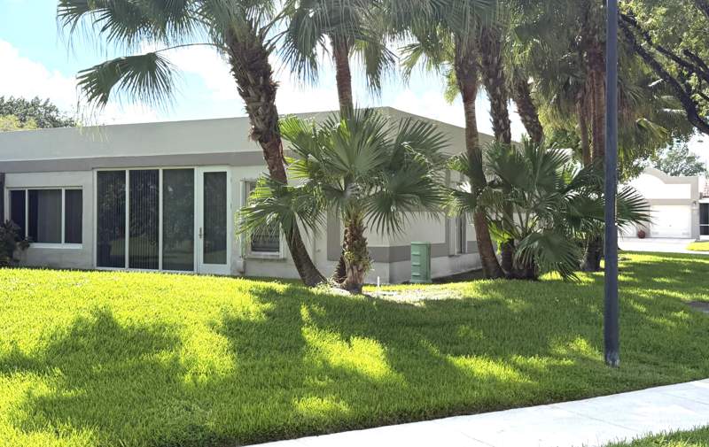 2 bedroom Villa at 18870 Stewart Circle #4, Weitzer Sub 3, Boca Raton — photo 2