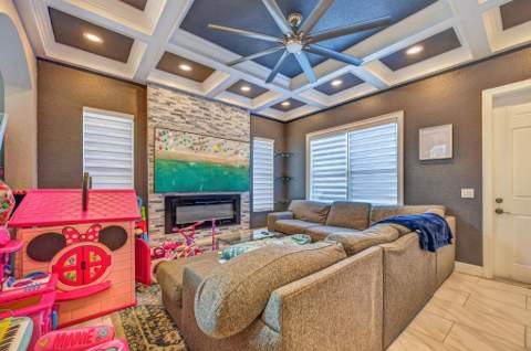 7082 Aliso Avenue, West Palm Beach FL - photo 10 of 49