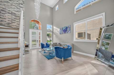7082 Aliso Avenue, West Palm Beach FL - photo 8 of 49
