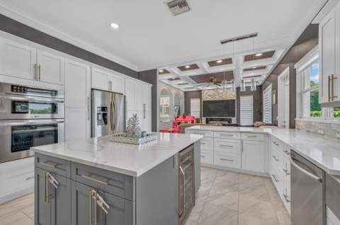 7082 Aliso Avenue, West Palm Beach FL - photo 13 of 49