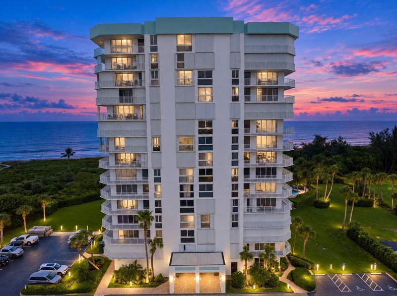 2 bedroom Condominium at 2700 N Hwy A1A #1102, Aquanique Ocean Club, A Condominium, Fort Pierce — photo 2