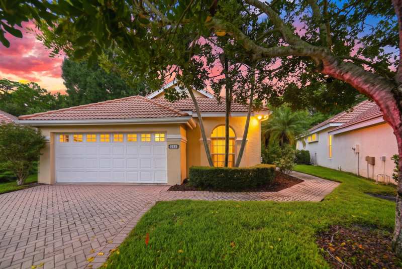 3 bedroom Single Family Residence at 712 SW Saint Vincent Cove, Lake Charles Phase 2A, Port St. Lucie — photo 1