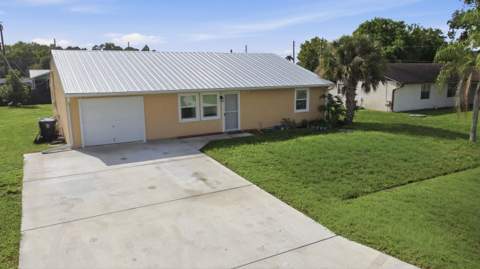 874 SW Canary Terrace, Port St. Lucie FL - photo 7 of 28