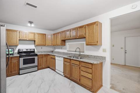 874 SW Canary Terrace, Port St. Lucie FL - photo 10 of 28