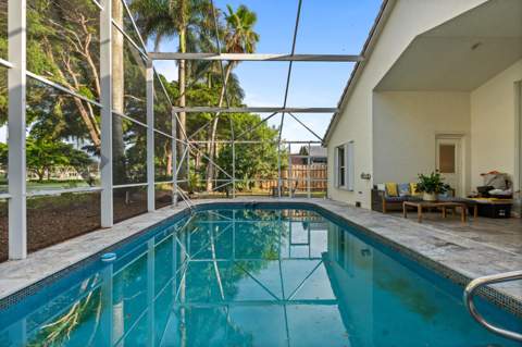 1971 Oak Berry Circle, Wellington FL - photo 10 of 48