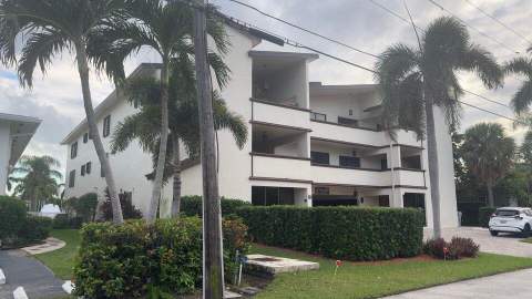3208 SE 12th Street #301, Pompano Beach FL - photo 7 of 8