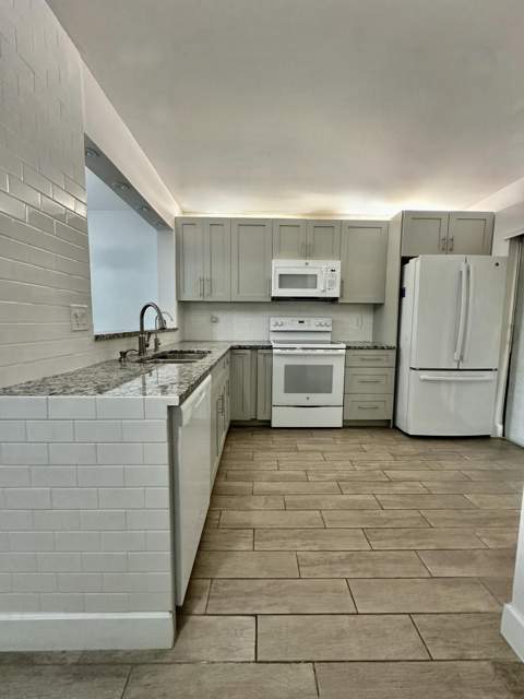 351 Club Circle #108, Boca Raton FL - photo 14 of 33