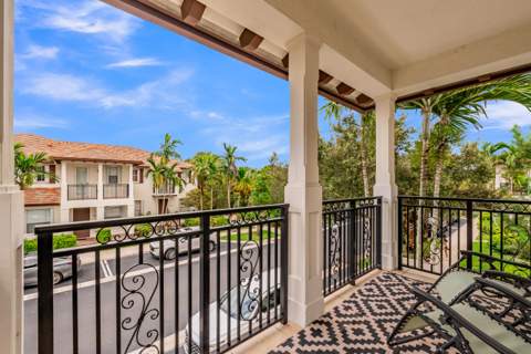 4784 Acadian Trail, Coconut Creek FL - photo 8 of 49