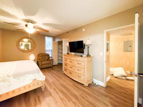3510 Oaks Way #101, Pompano Beach FL - photo 14 of 18