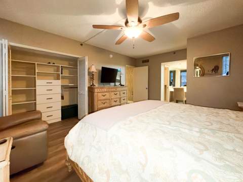 3510 Oaks Way #101, Pompano Beach FL - photo 16 of 18