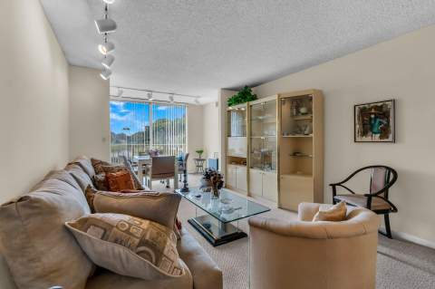 14307 Bedford Drive #306, Delray Beach FL - photo 9 of 64