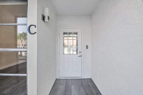 1240 Parkside Green Drive #C, Greenacres FL - photo 10 of 57