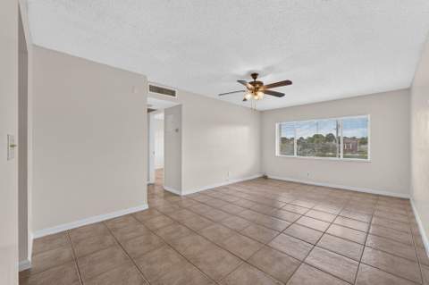 3224 Coral Ridge Drive #3224, Coral Springs FL - photo 6 of 31