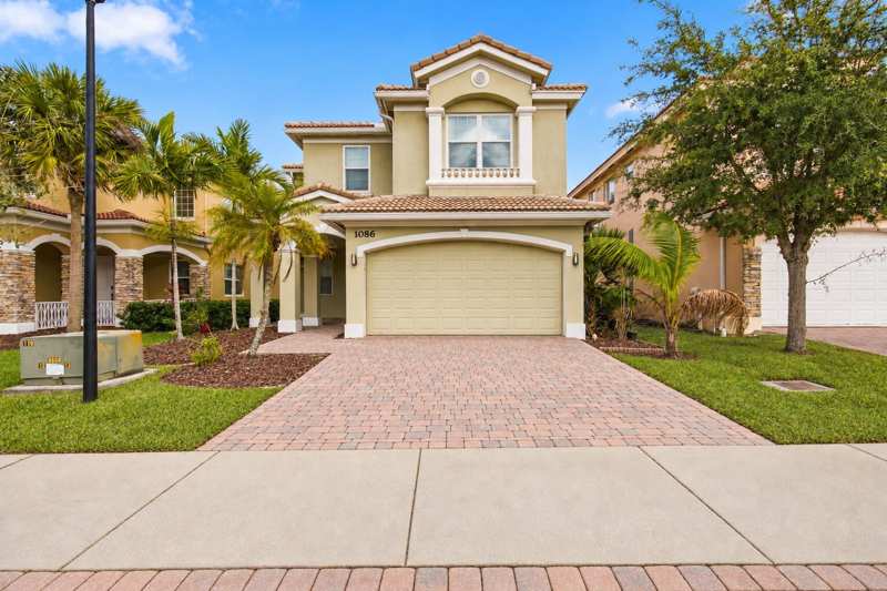 4 bedroom Single Family Residence at 1086 NW Leonardo Circle, Vizcaya Falls Plat 1, Port St. Lucie — photo 1