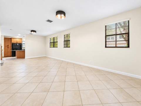 247 W Chrystie Circle, Delray Beach FL - photo 6 of 45