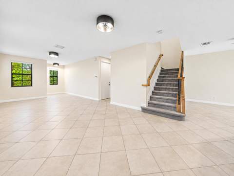 247 W Chrystie Circle, Delray Beach FL - photo 10 of 45