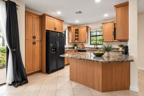 247 W Chrystie Circle, Delray Beach FL - photo 15 of 45