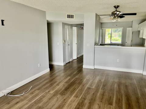 7713 Trent Drive #107, Tamarac FL - photo 8 of 18
