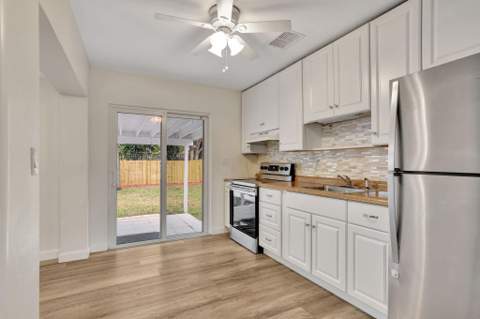 5500 N Andrews Avenue, Oakland Park FL - photo 8 of 19