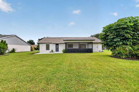 8213 Rose Marie Avenue, Boynton Beach FL - photo 13 of 14