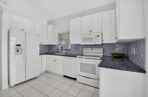 7248 Mistral Court, Boynton Beach FL - photo 17 of 101