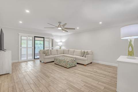 131 Palm Avenue #31, Jupiter FL - photo 9 of 38