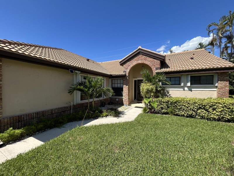 2 bedroom Villa at 7207 Le Chalet Boulevard, Aberdeen 4, Boynton Beach — photo 2