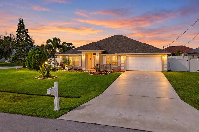 4 bedroom Single Family Residence at 6530 NW Omega Road, Port St Lucie Section 48 1st Replat, Port St. Lucie — photo 1