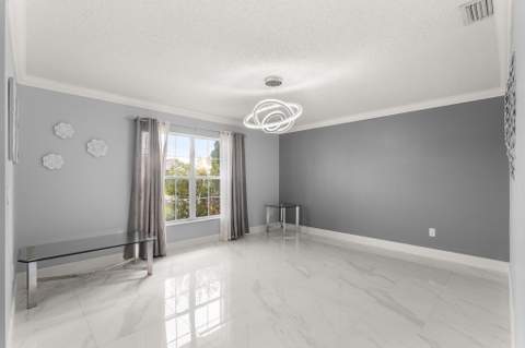 6530 NW Omega Road, Port St. Lucie FL - photo 7 of 40