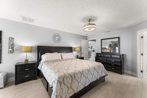 6530 NW Omega Road, Port St. Lucie FL - photo 18 of 40