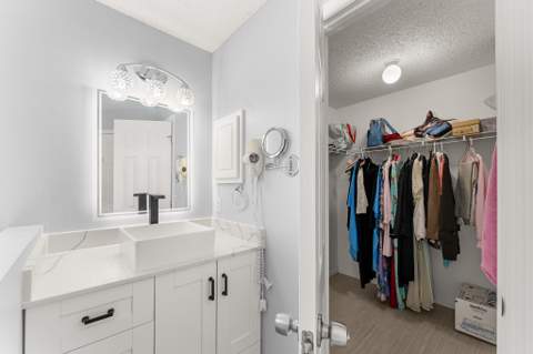 6530 NW Omega Road, Port St. Lucie FL - photo 21 of 40