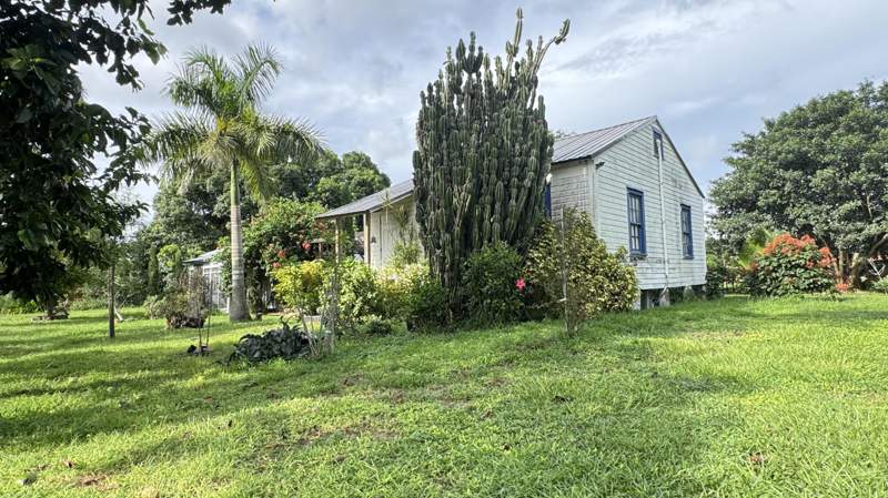 3 bedroom Single Family Residence at 1977 E Main Street, S/D Of 8-42-37 In Pb 7 P 29 & Official, Pahokee — photo 4