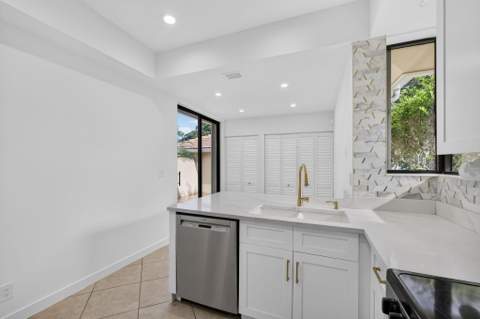 287 Old Meadow Way, Palm Beach Gardens FL - photo 9 of 31