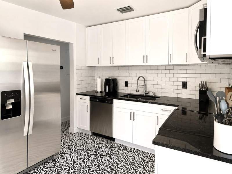 2 bedroom Single Family Residence at 617 N D Street, Lake Worth Town Of, Lake Worth Beach — photo 3