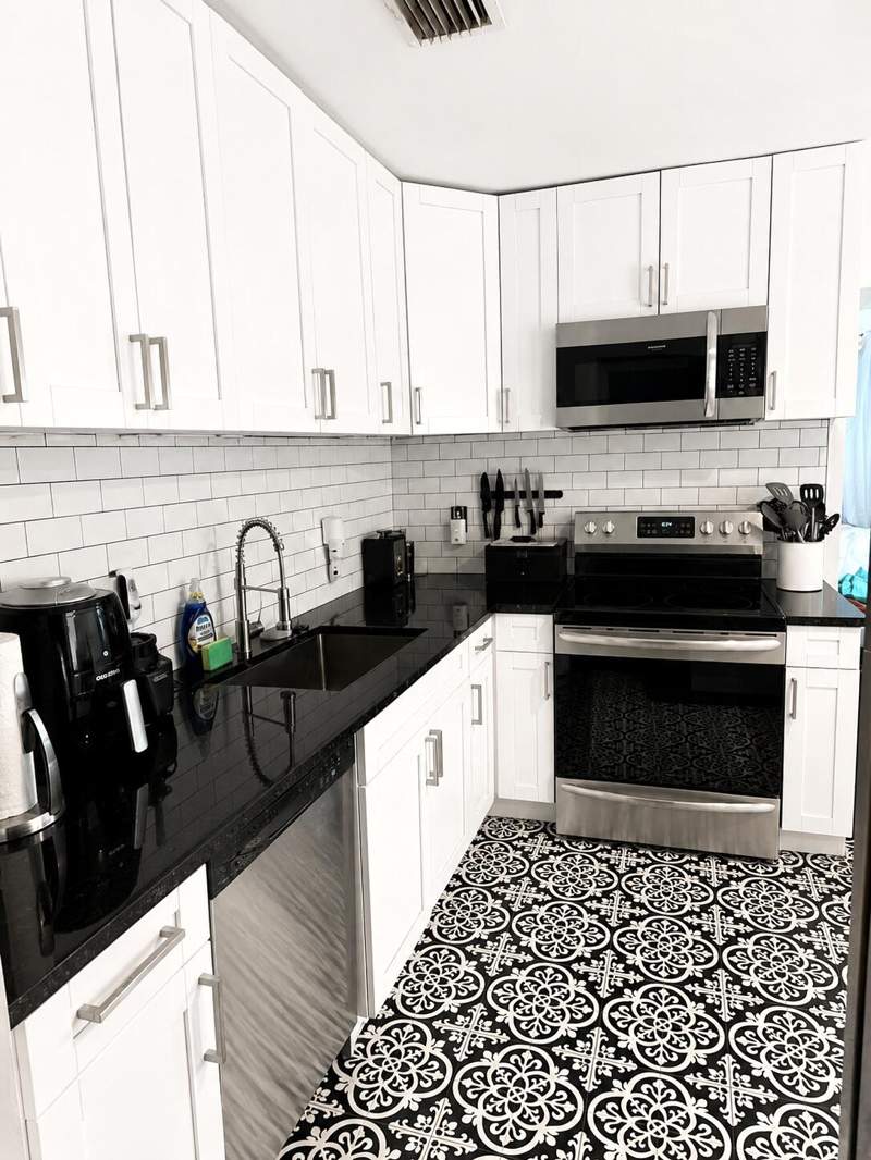 2 bedroom Single Family Residence at 617 N D Street, Lake Worth Town Of, Lake Worth Beach — photo 4