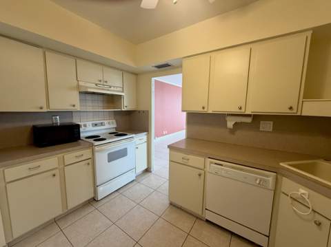 3333 NE 34th Street #1418, Fort Lauderdale FL - photo 10 of 24